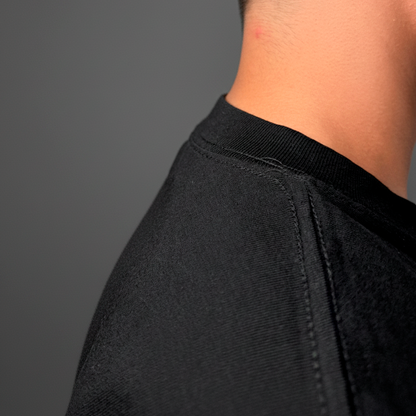 PLAYERA OVERSIZE NEGRA